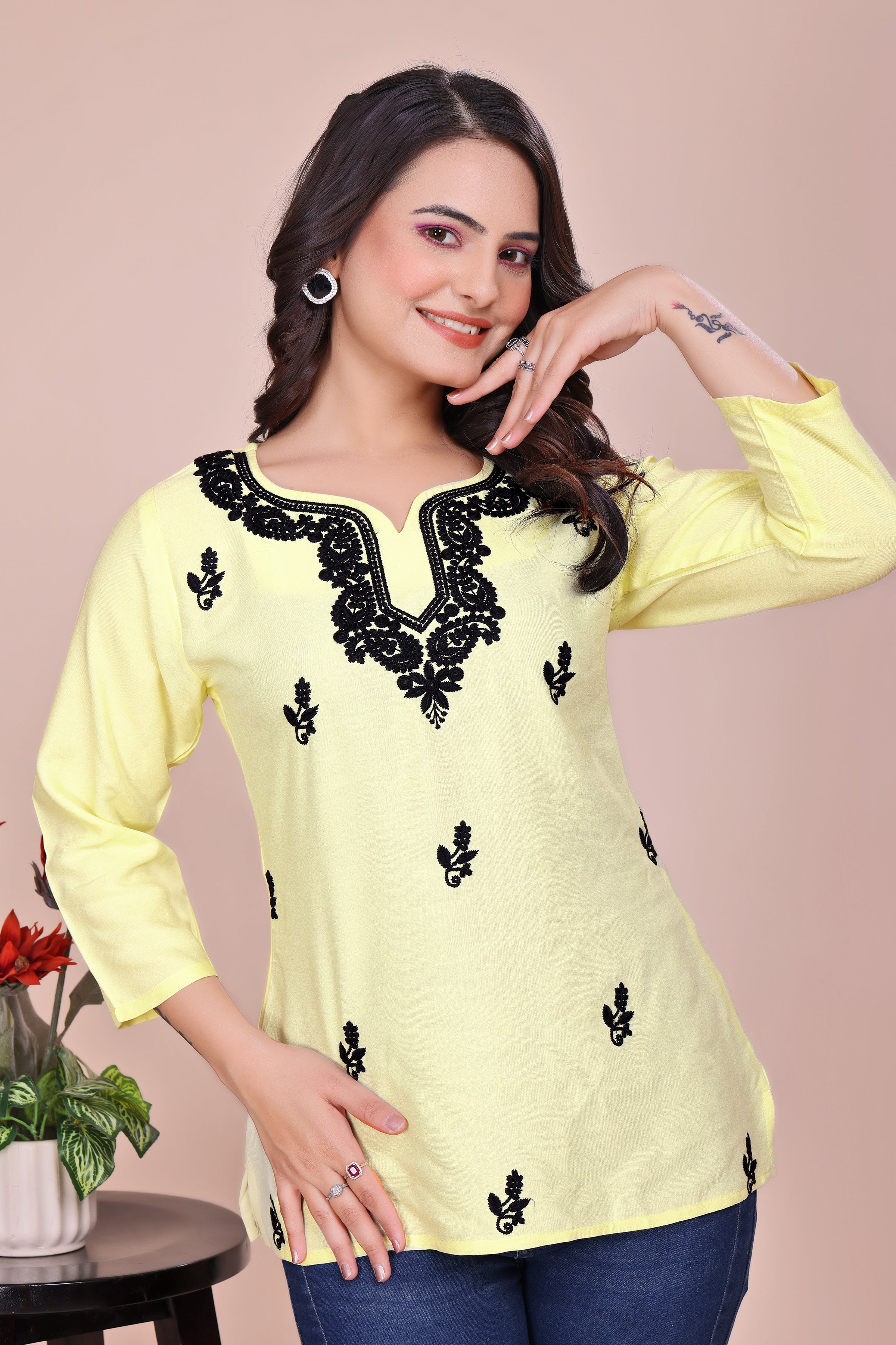 color_Pastel-Yellow